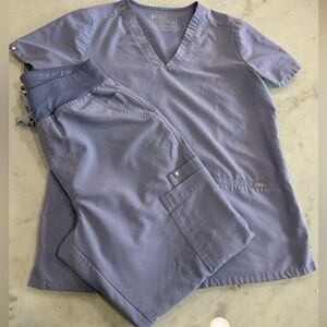 figs Gray-blue Scrub Set